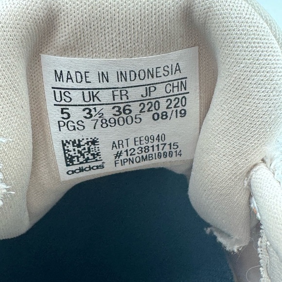 Adidas women’s beige mesh EE9940 Sneakers size 5 - Picture 9 of 10